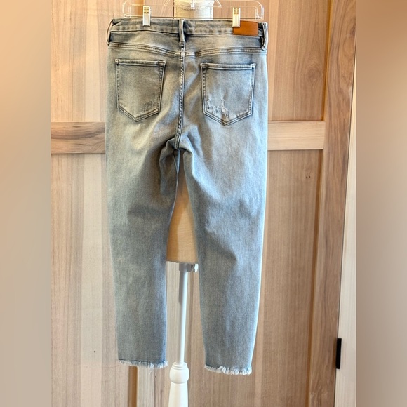 Dear John Pixie Skinny Distressed  Denim Jeans. Raw Hem Light Wash Women’s Sz-31 - Picture 3 of 8